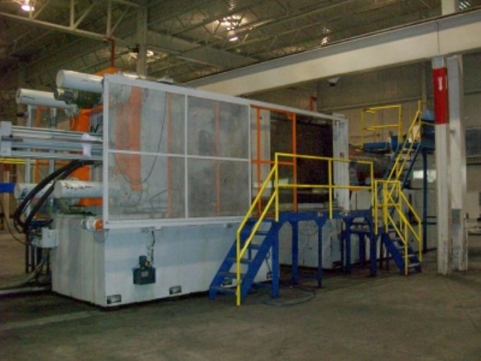 1485 Ton, 340 Oz. MIR Máquina de Inyección - 1485 Ton, 340 Oz. MIR Injection Molding Machine