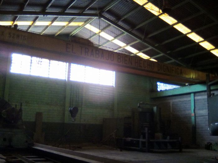 GRUA VIAJERA DE 15 TONELADAS - BENGO