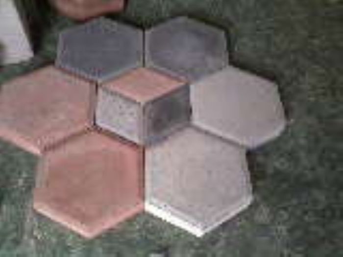 ADOCRETO - BRITRABLOCK