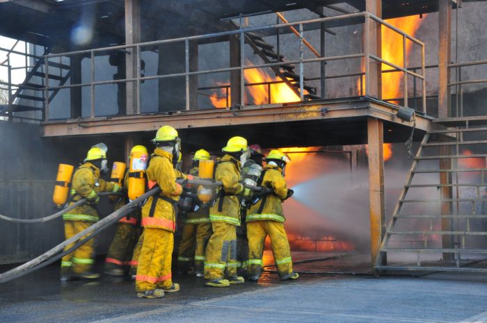 Curso Combate de Incendios en campo de prácticas - Curso Registrado ante STPS y Protección Civil del 