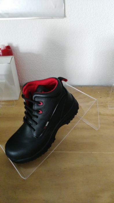 calzado de seguridad - toro negro