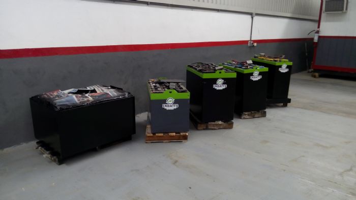 BATERIAS DE MONTACARGA ELECTRICO - BLACK RHINO,ENERKRON,INBATTS