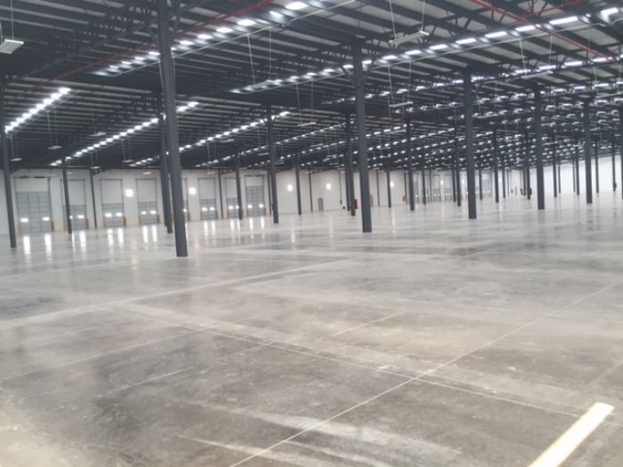 BODEGAS Y NAVES INDUSTRIALES EN RENTA / VENTA - 