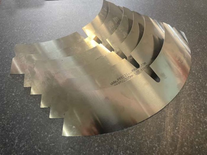 Corte En Acero Inoxidable - 