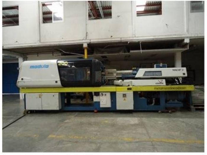 Maquina de Inyeccion Sandretto - Sandretto, Modelo EuroMap Modula 200t