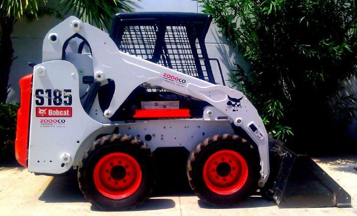 Excavadoras  - GLOBAL EQUIPMENT