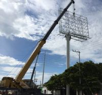 Fabricacion e instalacion de estructuras para anuncios espectaculares
